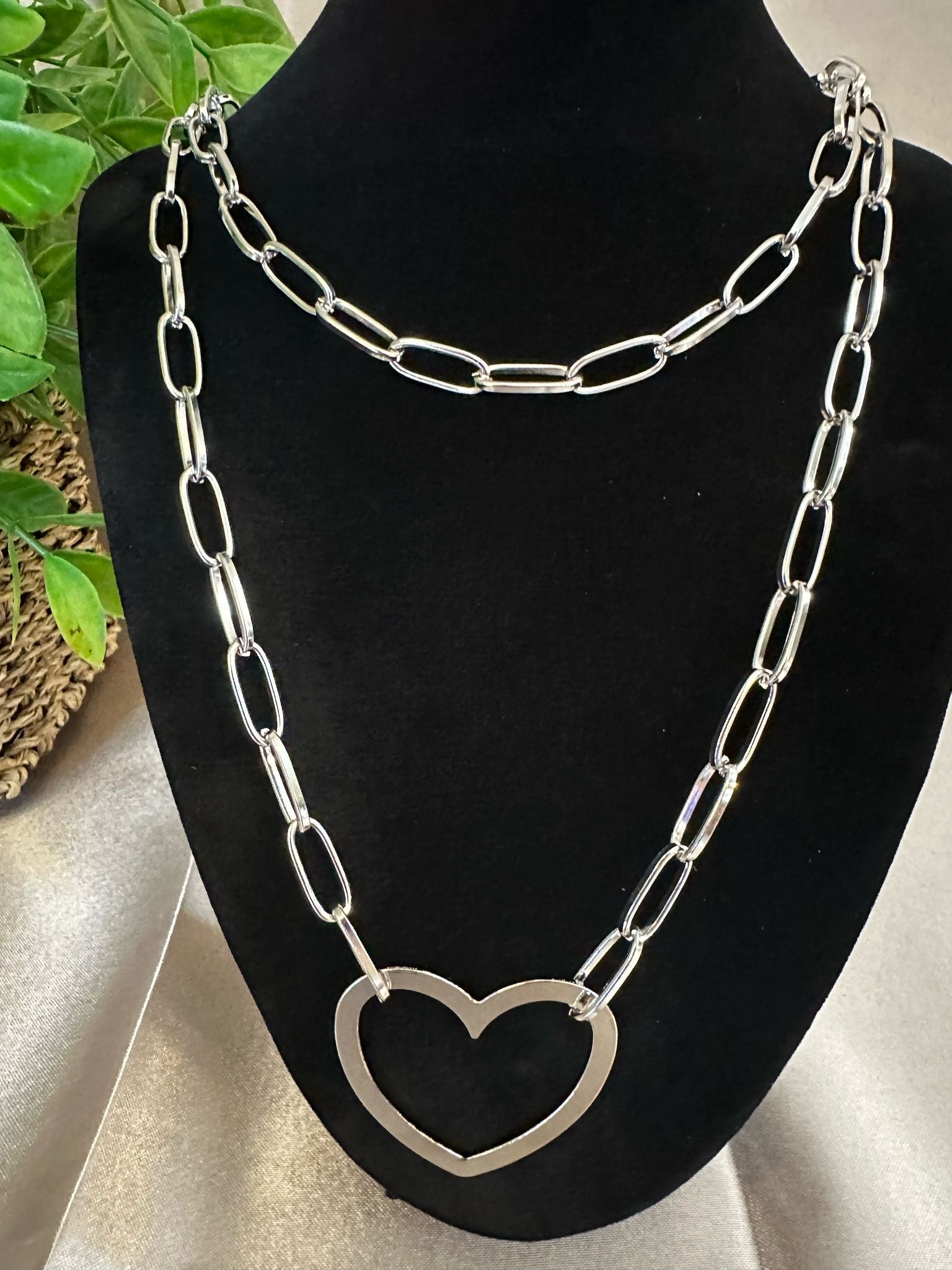 Long heart & links Neck