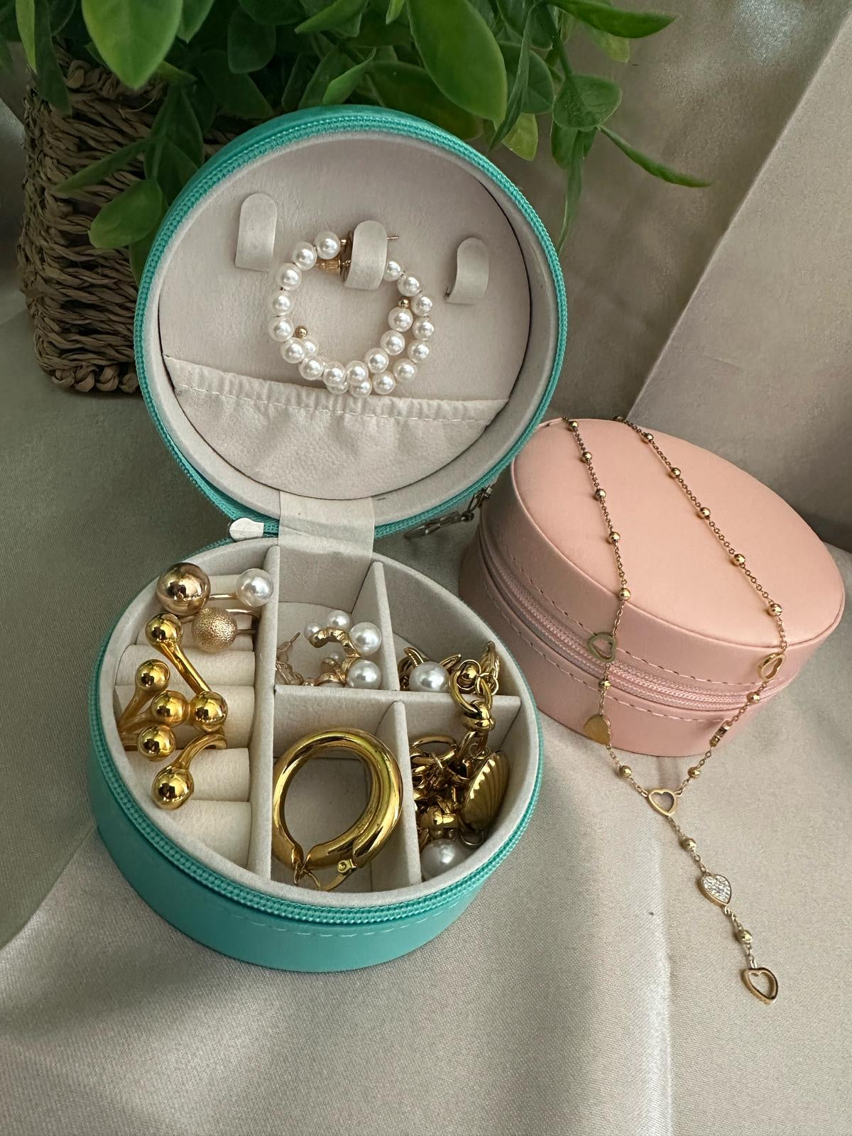 Mini travel bag