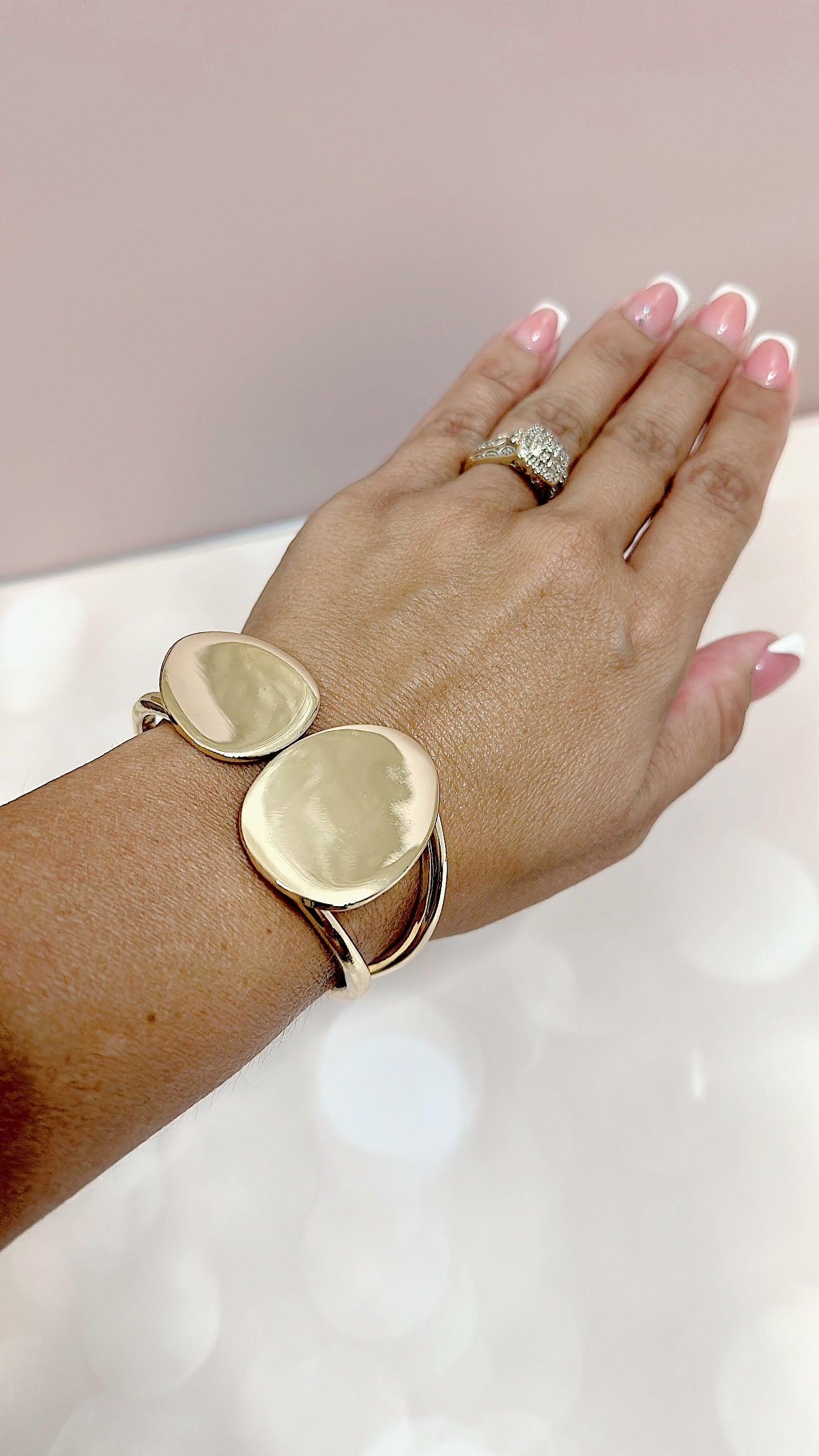 Gold bracelet