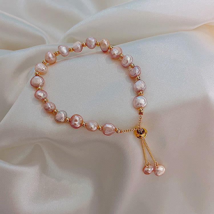 Pink pearl bracelet